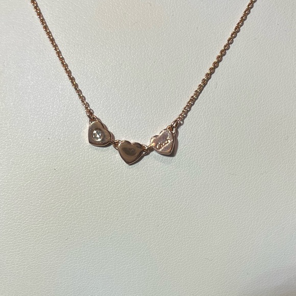 NWOT Coach Hearts Rosegold Necklace #F90610 - Picture 2 of 3